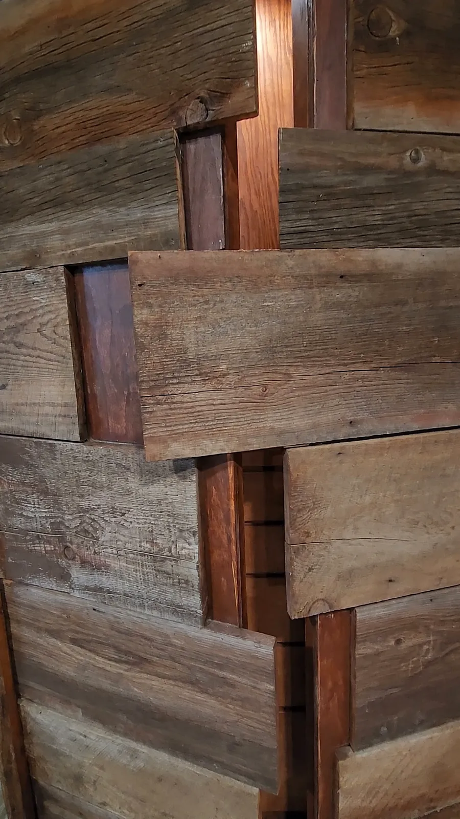Reclaimed barnwood detail